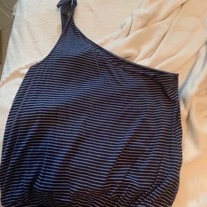 One shoulder tank top